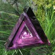 Trojúhelník fialová